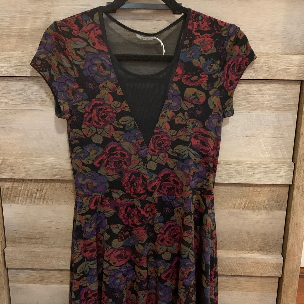 Winter floral low cut dress (Urban)